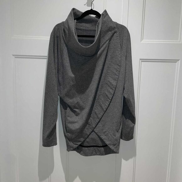 LULULEMON Cocoon Wrap Jacket - Heathered Grey - Size 6 (FITS LARGE) EUC - Picture 3 of 6